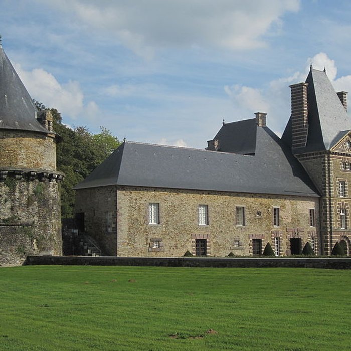 Photo de Domaine du château de Canisy également sur commune de Saint-Gilles