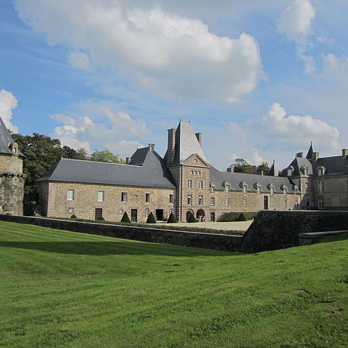 Photo de Domaine du château de Canisy également sur commune de Saint-Gilles