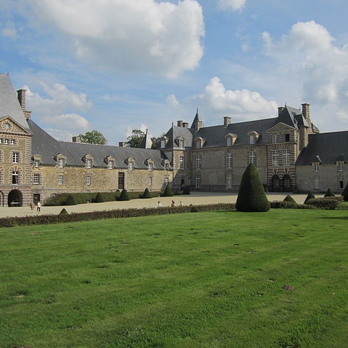 Photo de Domaine du château de Canisy également sur commune de Saint-Gilles