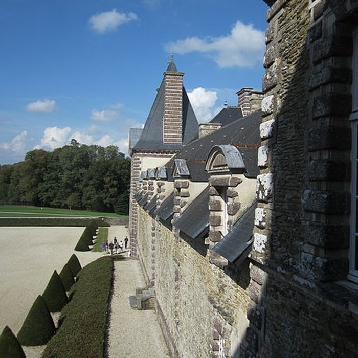 Photo de Domaine du château de Canisy également sur commune de Saint-Gilles