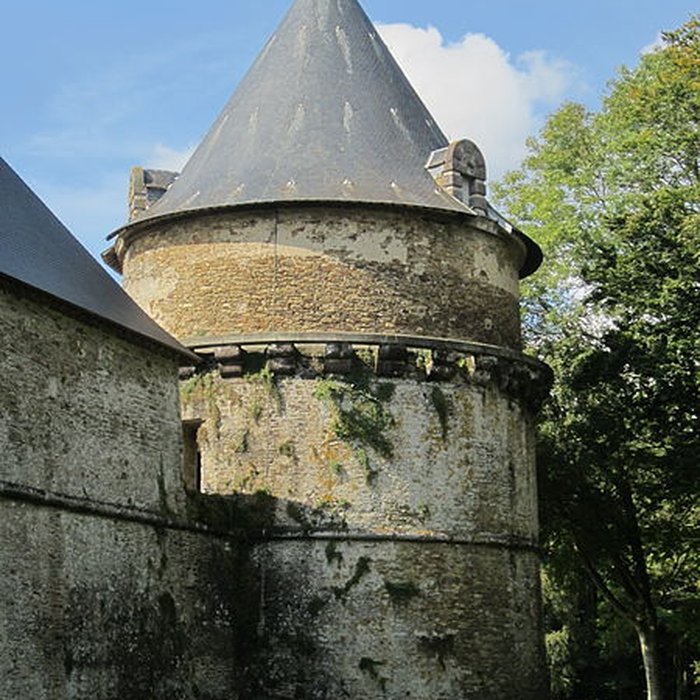 Photo de Domaine du château de Canisy également sur commune de Saint-Gilles