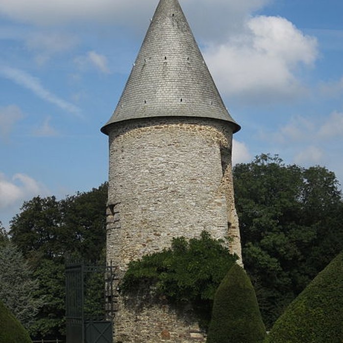 Photo de Domaine du château de Canisy également sur commune de Saint-Gilles