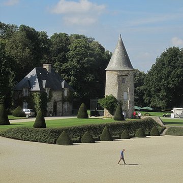 Domaine du château de Canisy également sur commune de Saint-Gilles