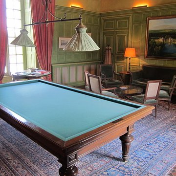 Domaine du château de Canisy également sur commune de Saint-Gilles