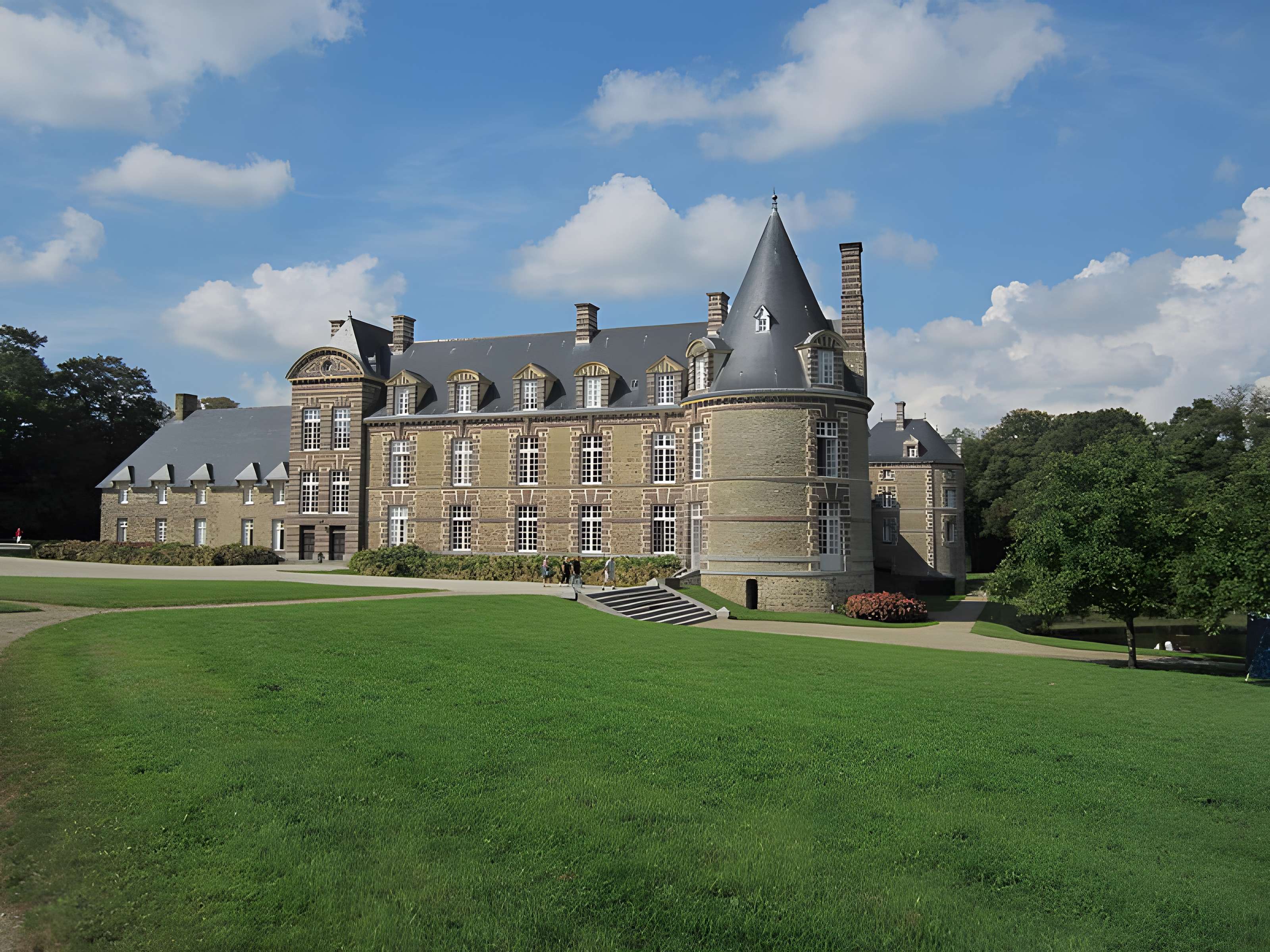 Domaine du château de Canisy (également sur commune de Saint-Gilles)