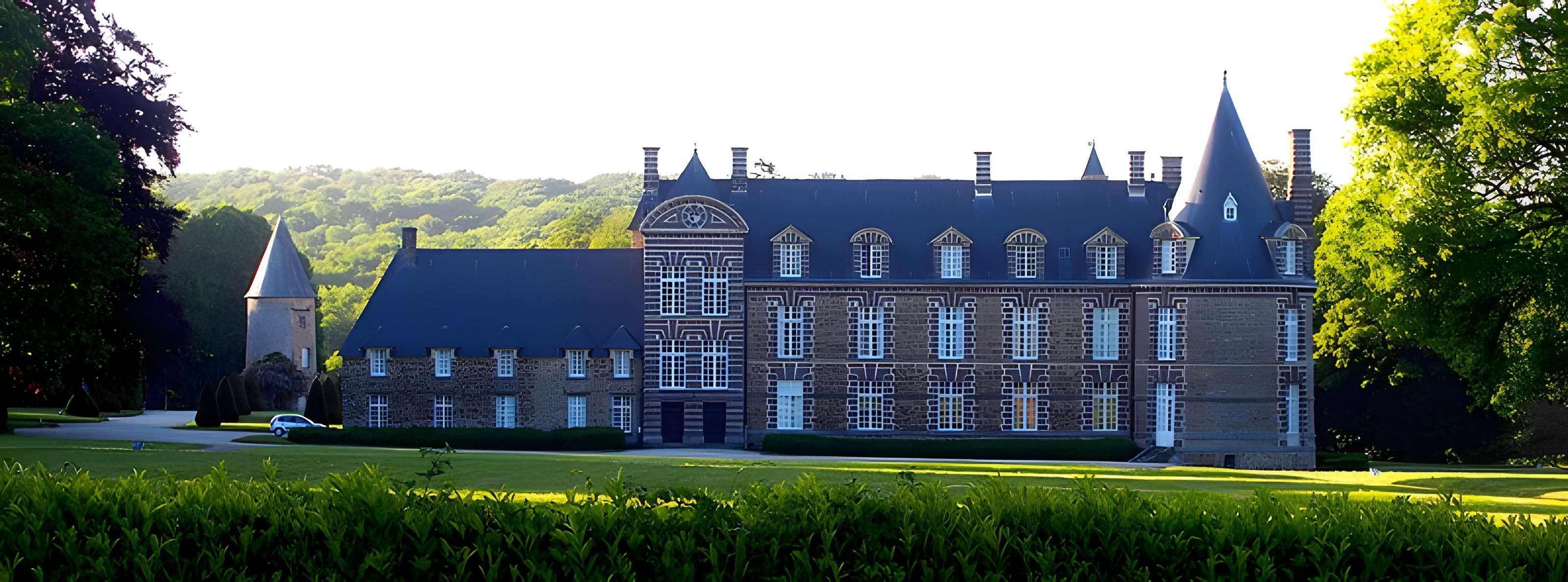 Domaine du château de Canisy (également sur commune de Saint-Gilles)