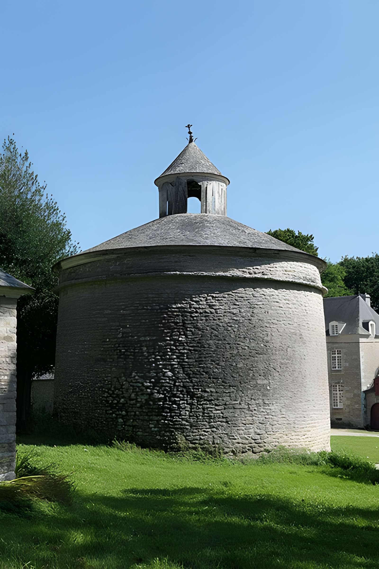 Château de Castel à Saint-Servant