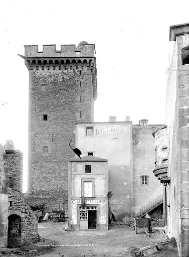 Château de Châteaugay