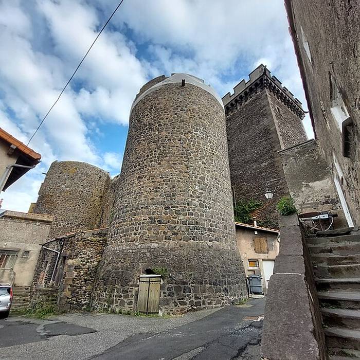Photo de Château de Châteaugay