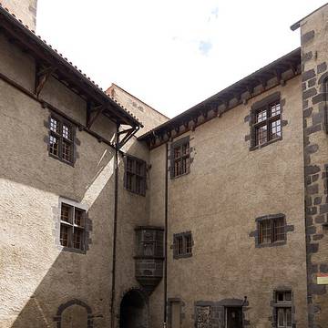 Château de Châteaugay