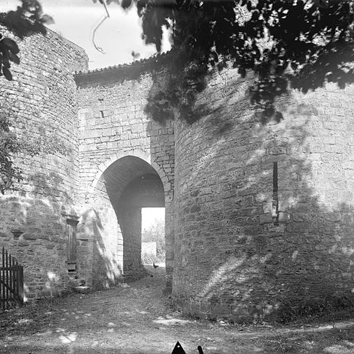 Photo de Château de Château-Larcher