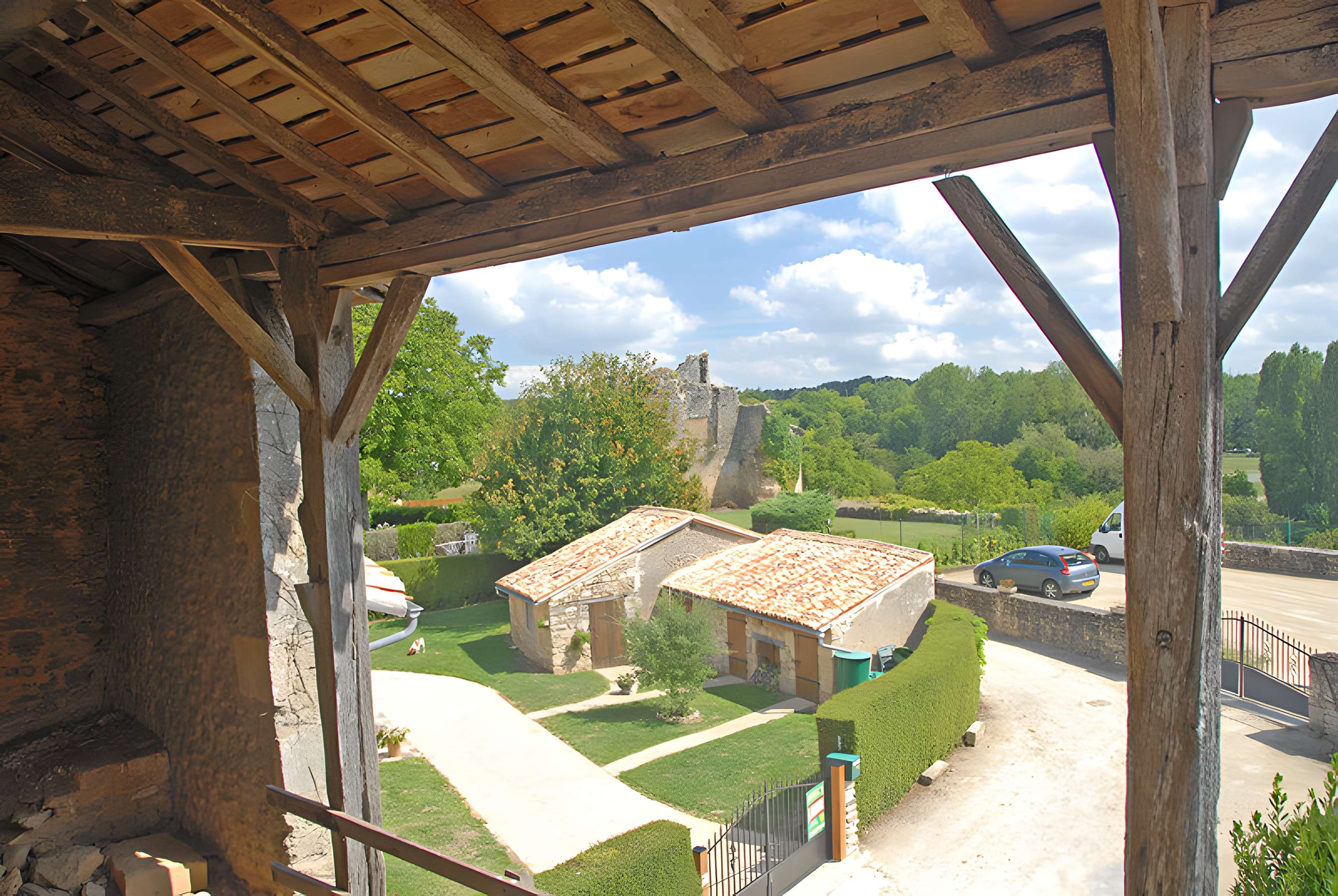 Château de Château-Larcher