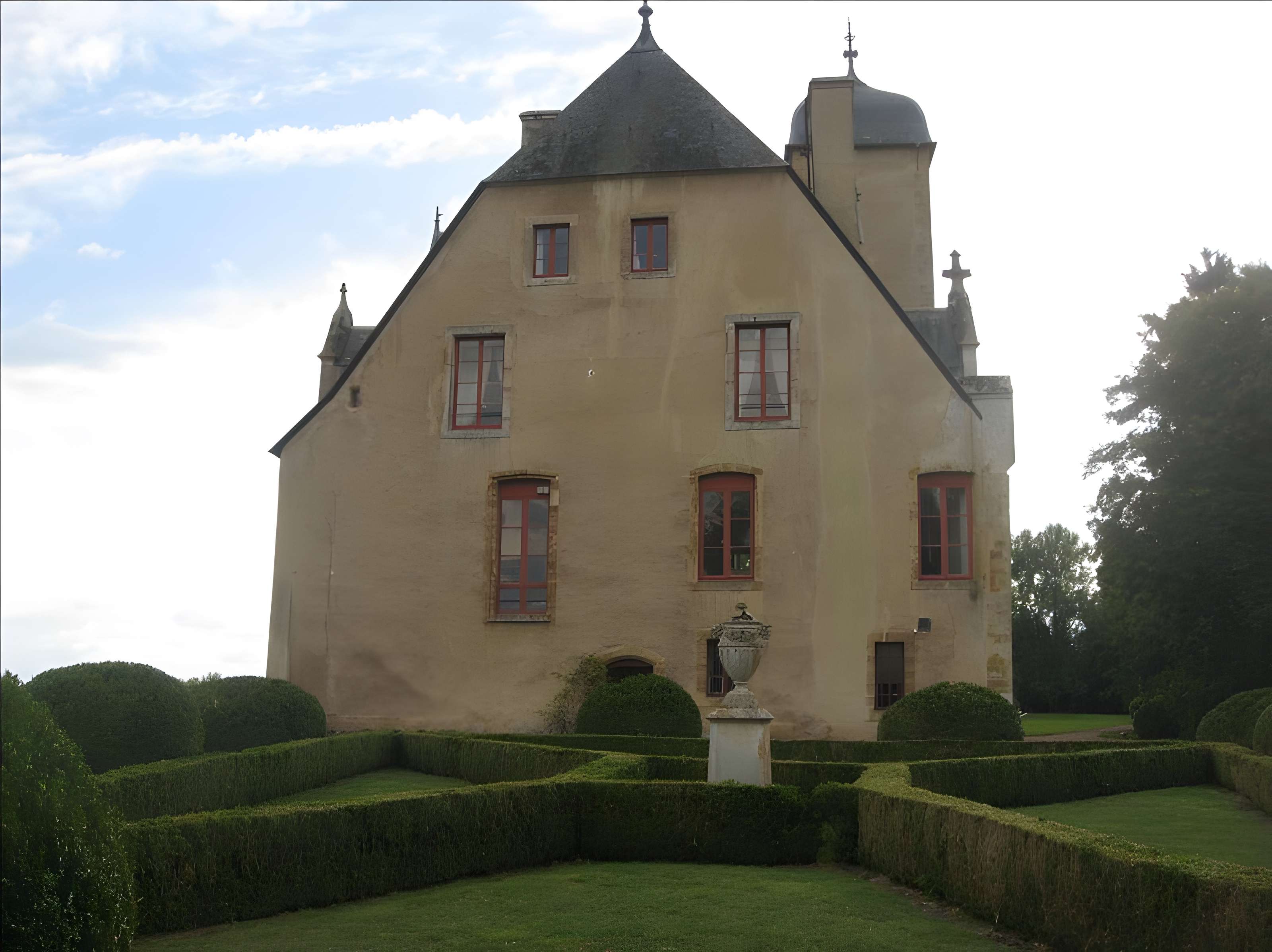 Château de Châtillon-en-Bazois