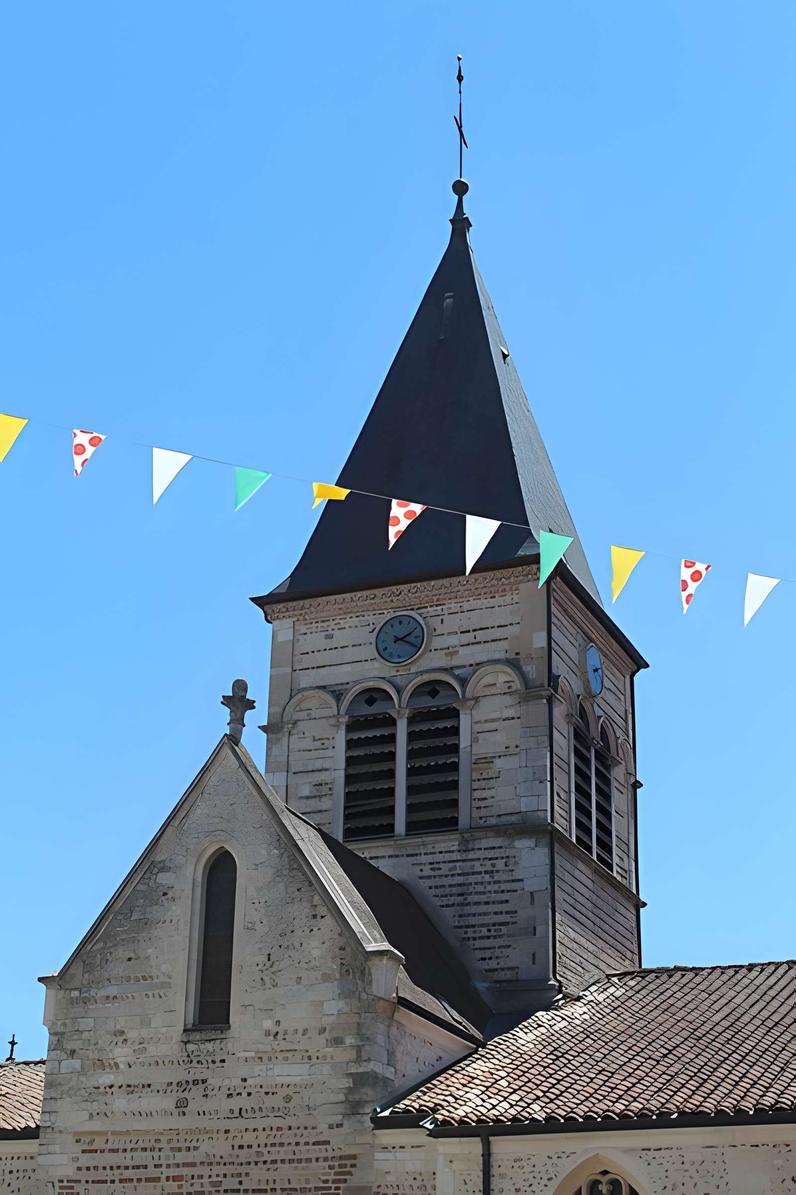 Église de la Nativité-de-la-Sainte-Vierge de Villars-les-Dombes