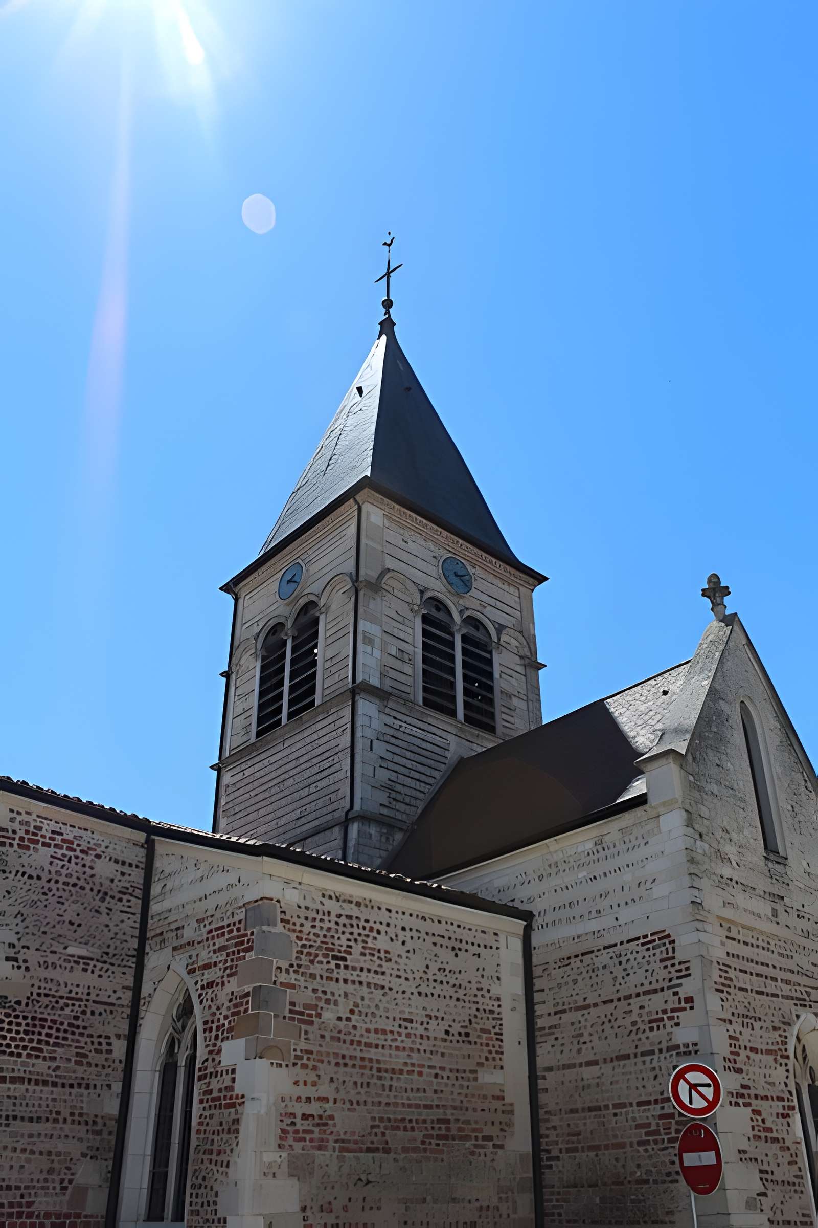 Église de la Nativité-de-la-Sainte-Vierge de Villars-les-Dombes