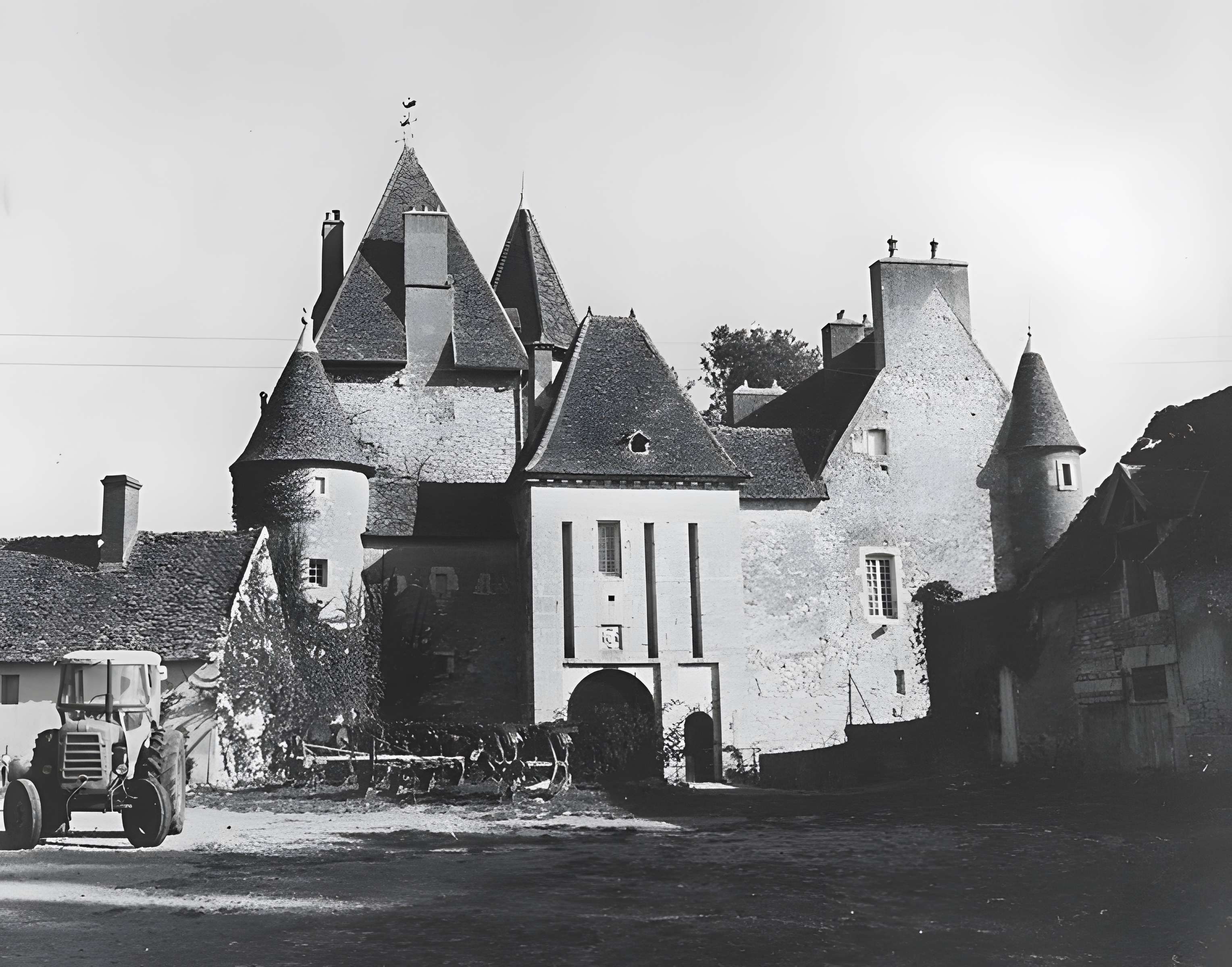 Château de Corcelles-les-Arts