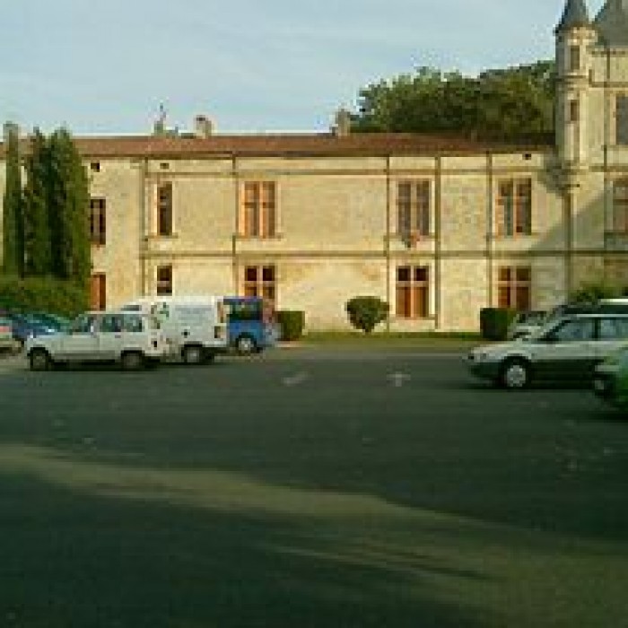Photo de Château de Coulonges-sur-lAutize