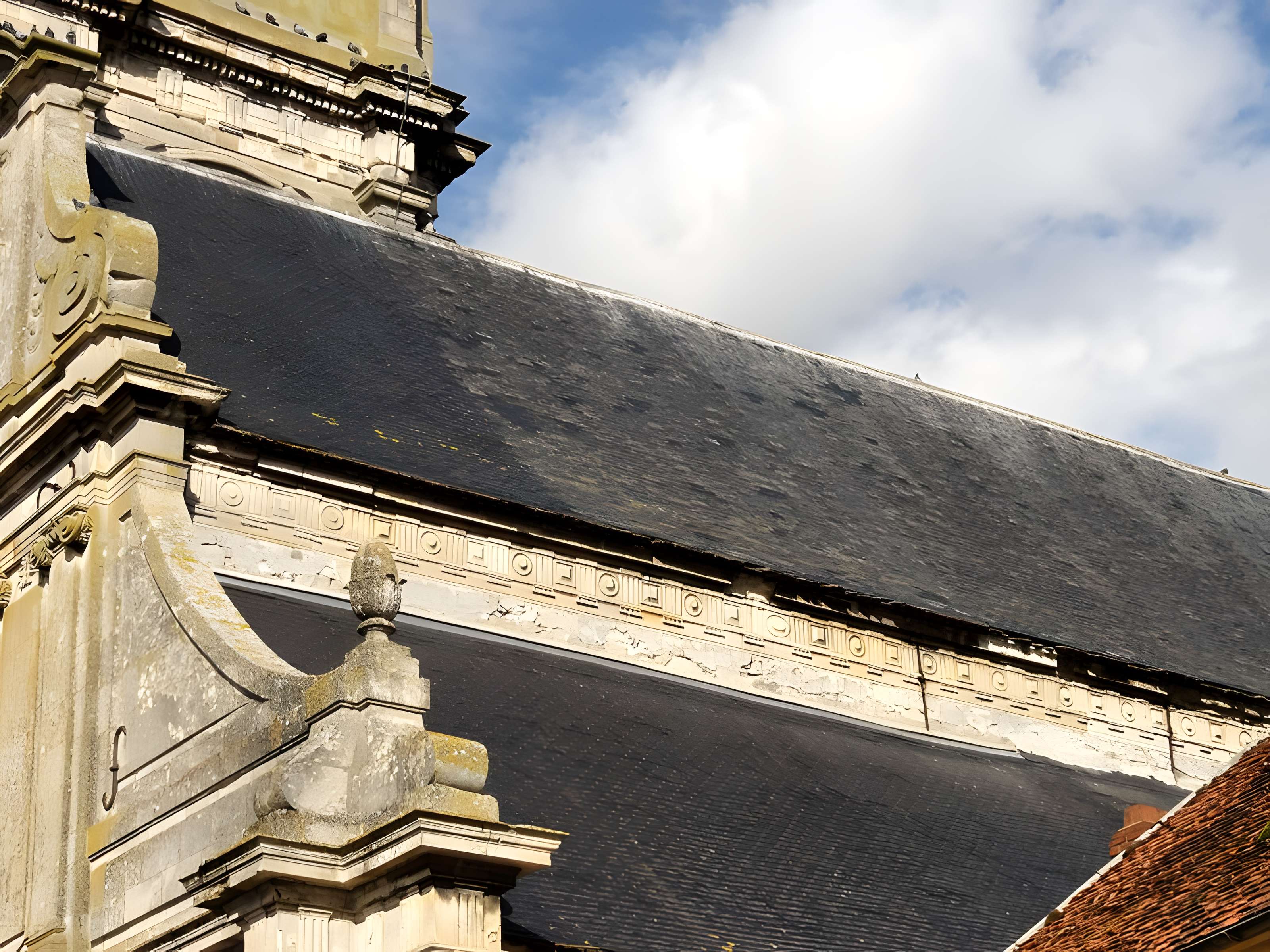Église de la Nativité-de-la-Vierge du Mesnil-Aubry