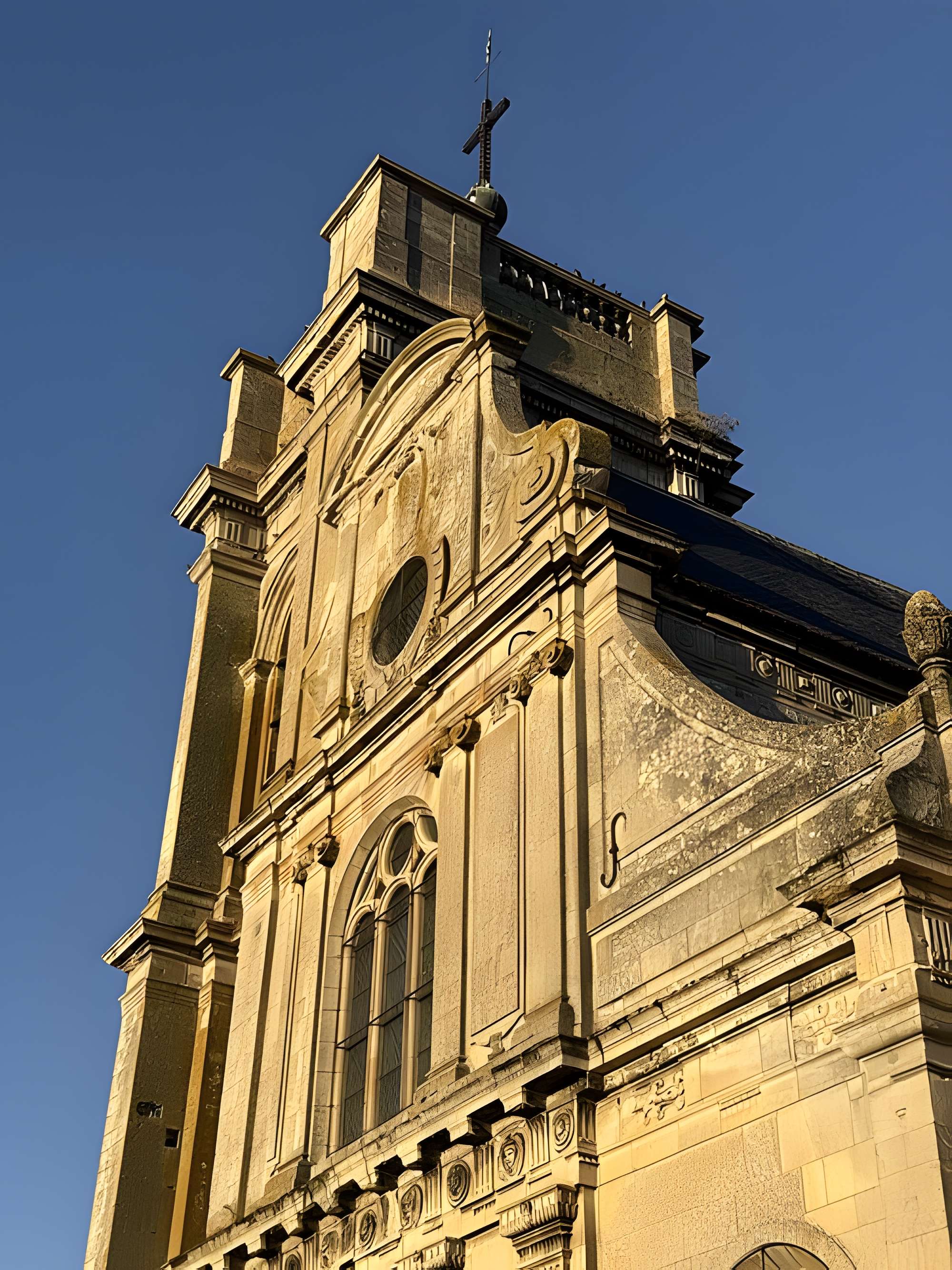 Église de la Nativité-de-la-Vierge du Mesnil-Aubry