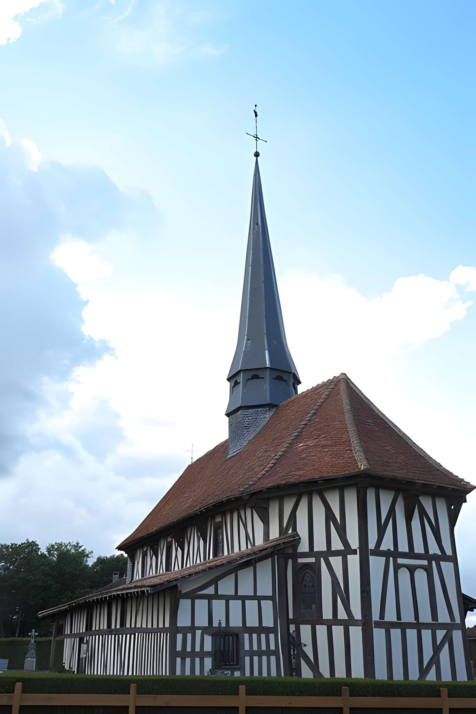 Église de l'Exaltation-de-la-Sainte-Croix de Bailly-le-Franc