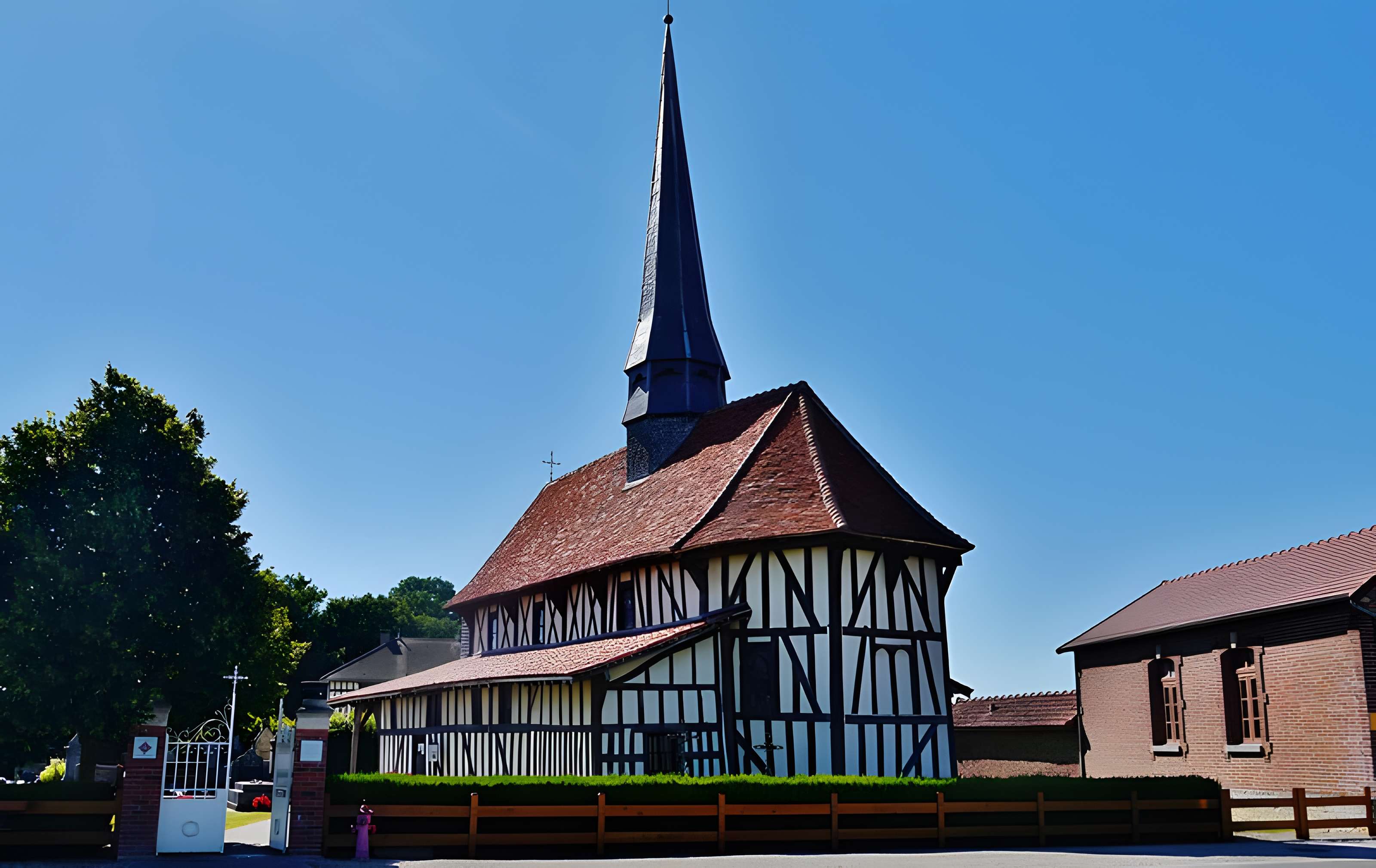 Église de l'Exaltation-de-la-Sainte-Croix de Bailly-le-Franc