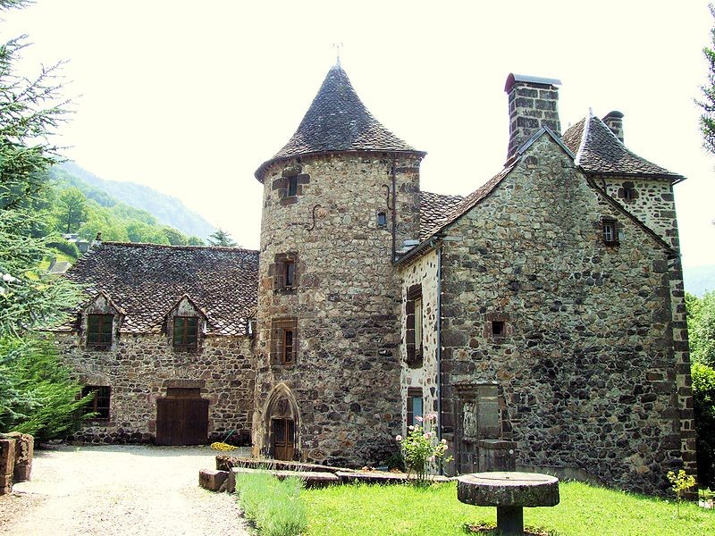 Photo de Château de la Borie à Saint-Vincent-de-Salers