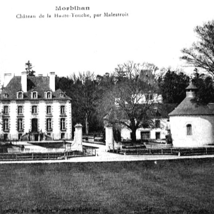 Photo de Château et parc de la Haute-Touche