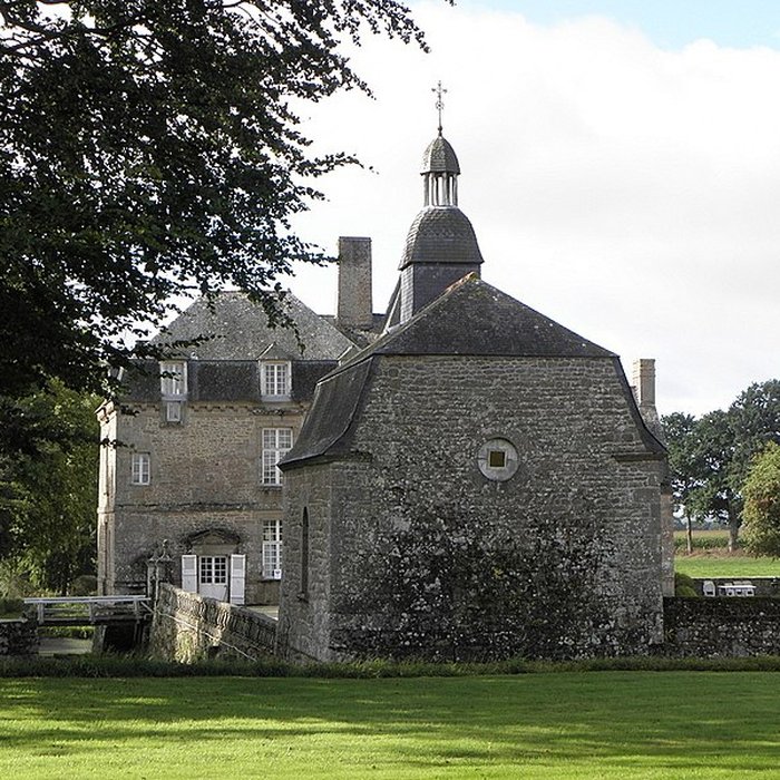 Photo de Château de la Haye-Saint-Hilaire