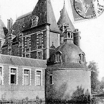Château de la Motte à Château-Renard