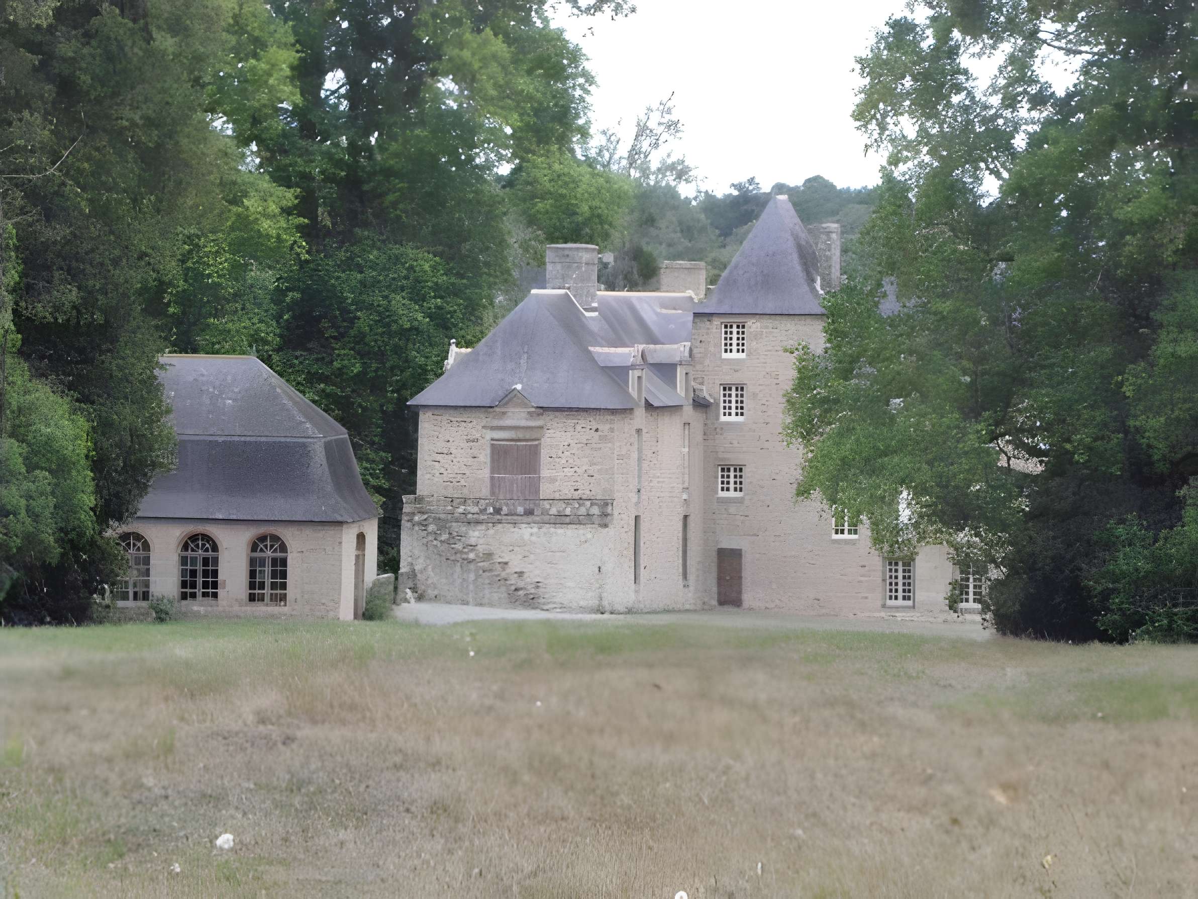 Château de Saint-Brice, dit autrefois château de la Motte