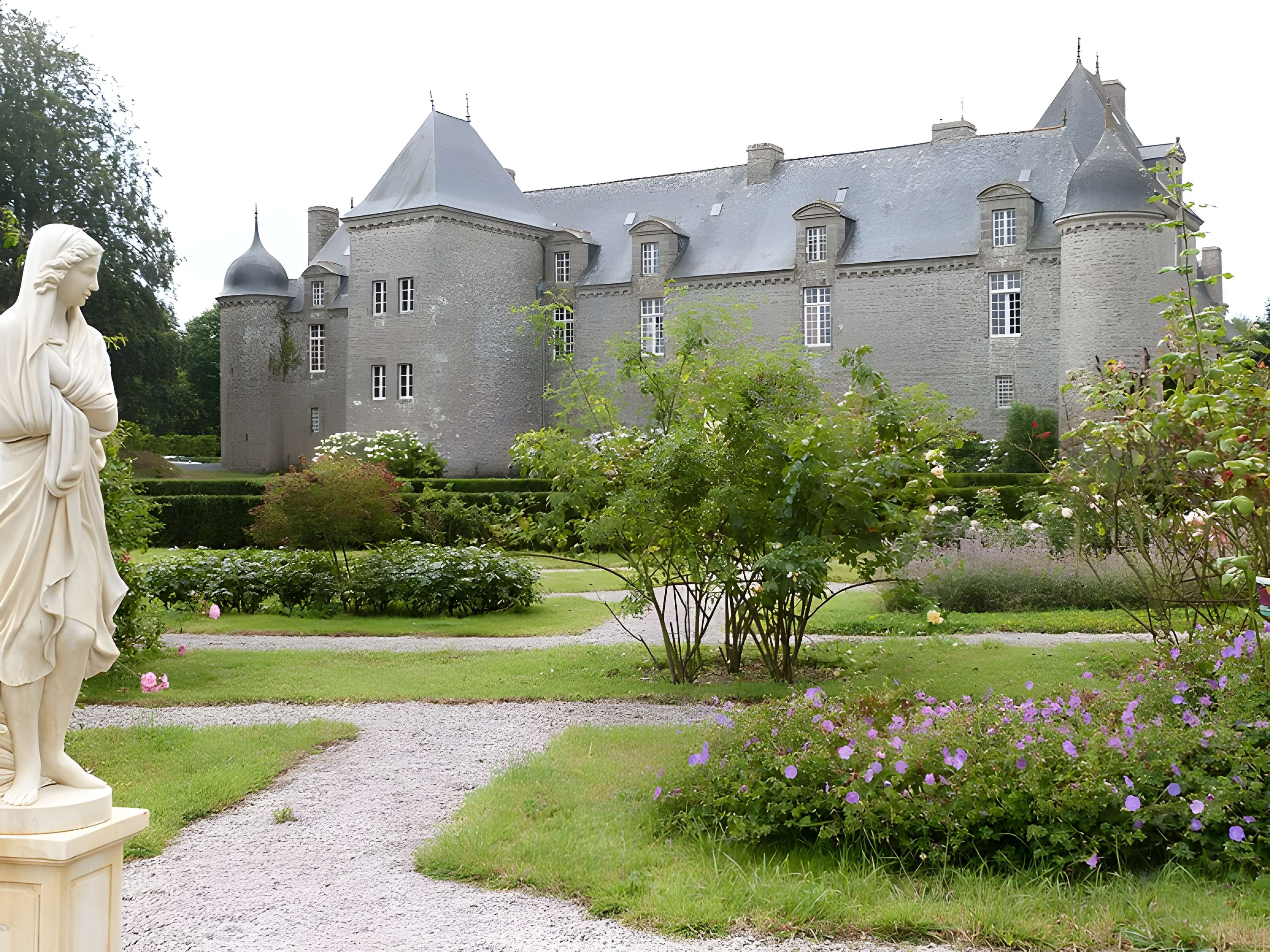 Château de la Touche à Trebry