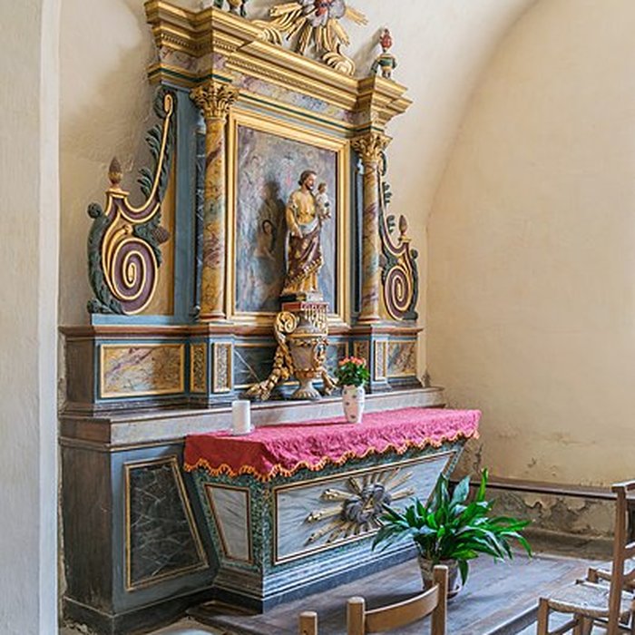 Photo de Église fortifiée dInières