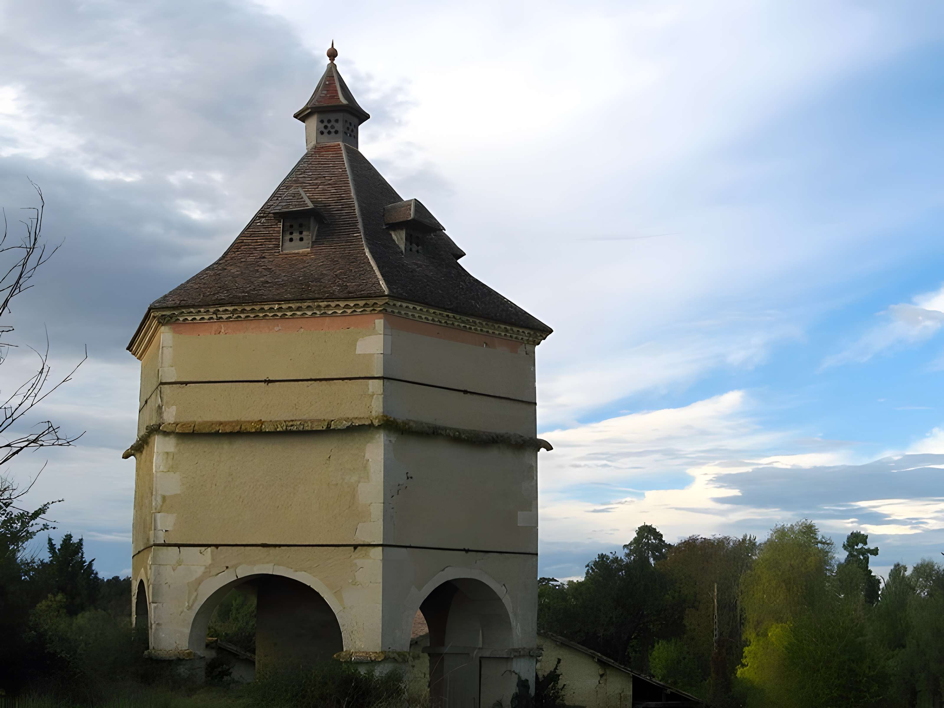 Château de Latour à Miramont-Latour