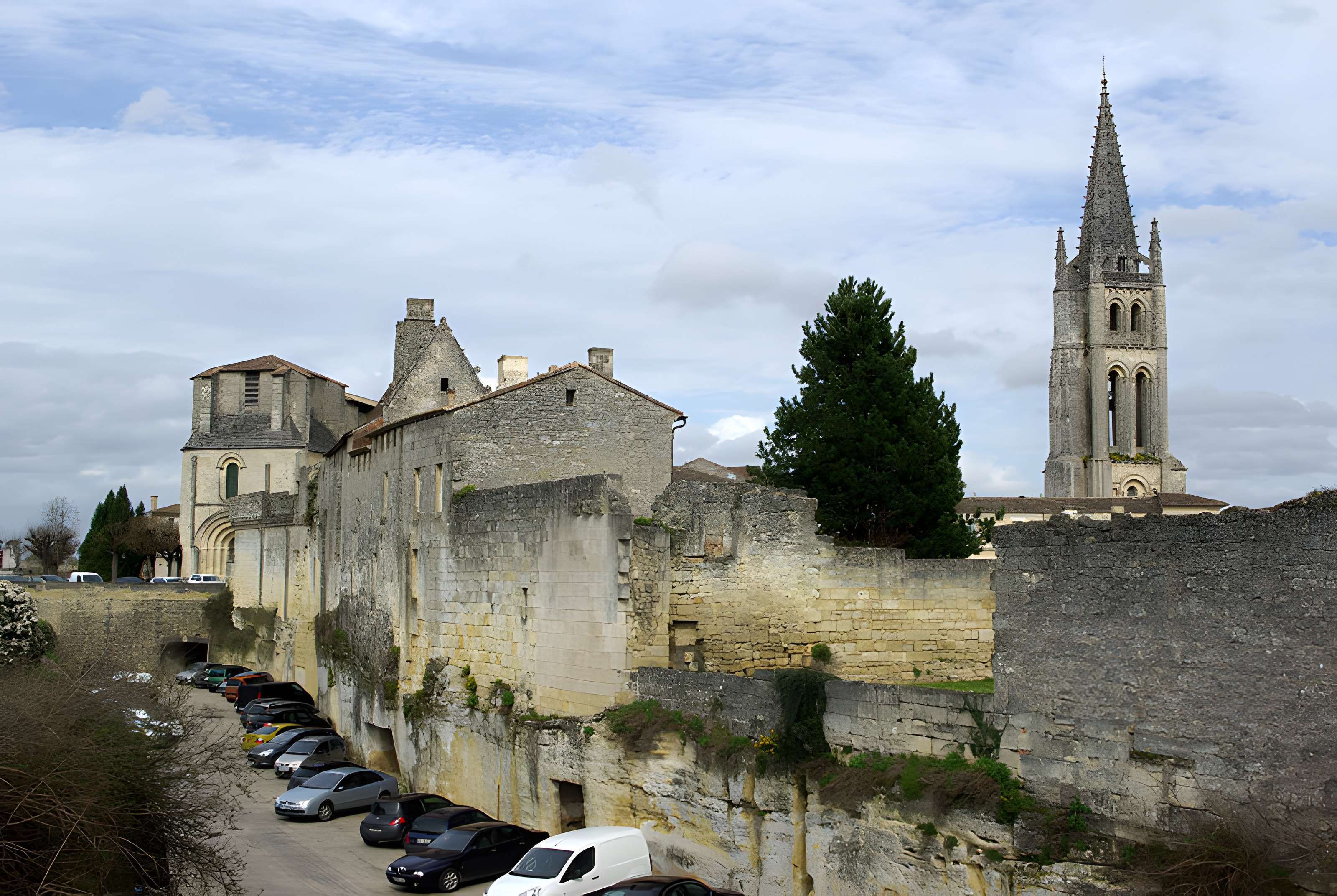 Église monolithe de Saint-Émilion