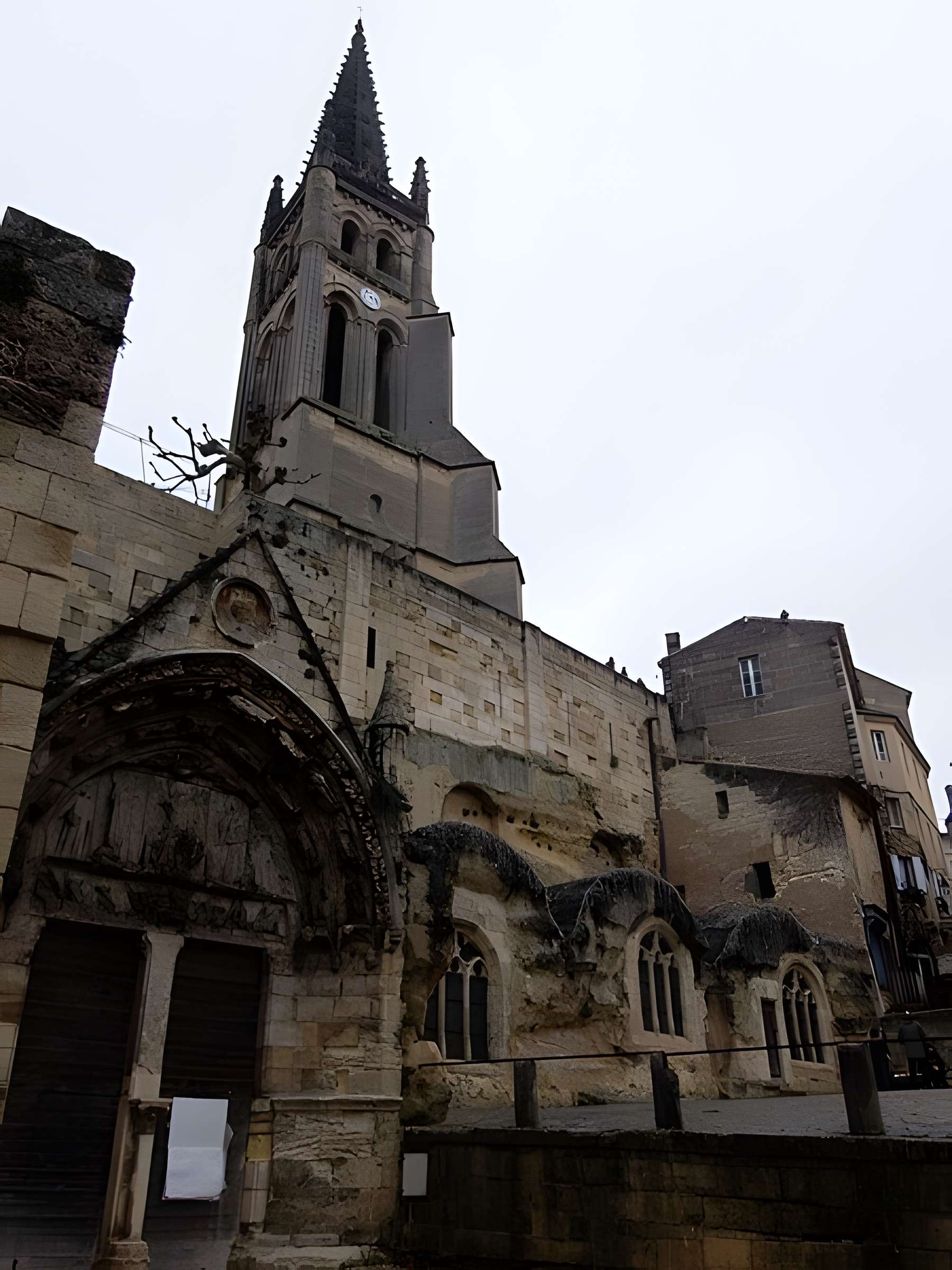 Église monolithe de Saint-Émilion