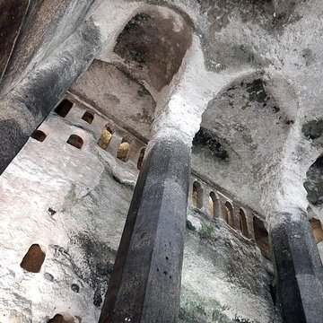 Église monolithe Saint-Jean dAubeterre-sur-Dronne