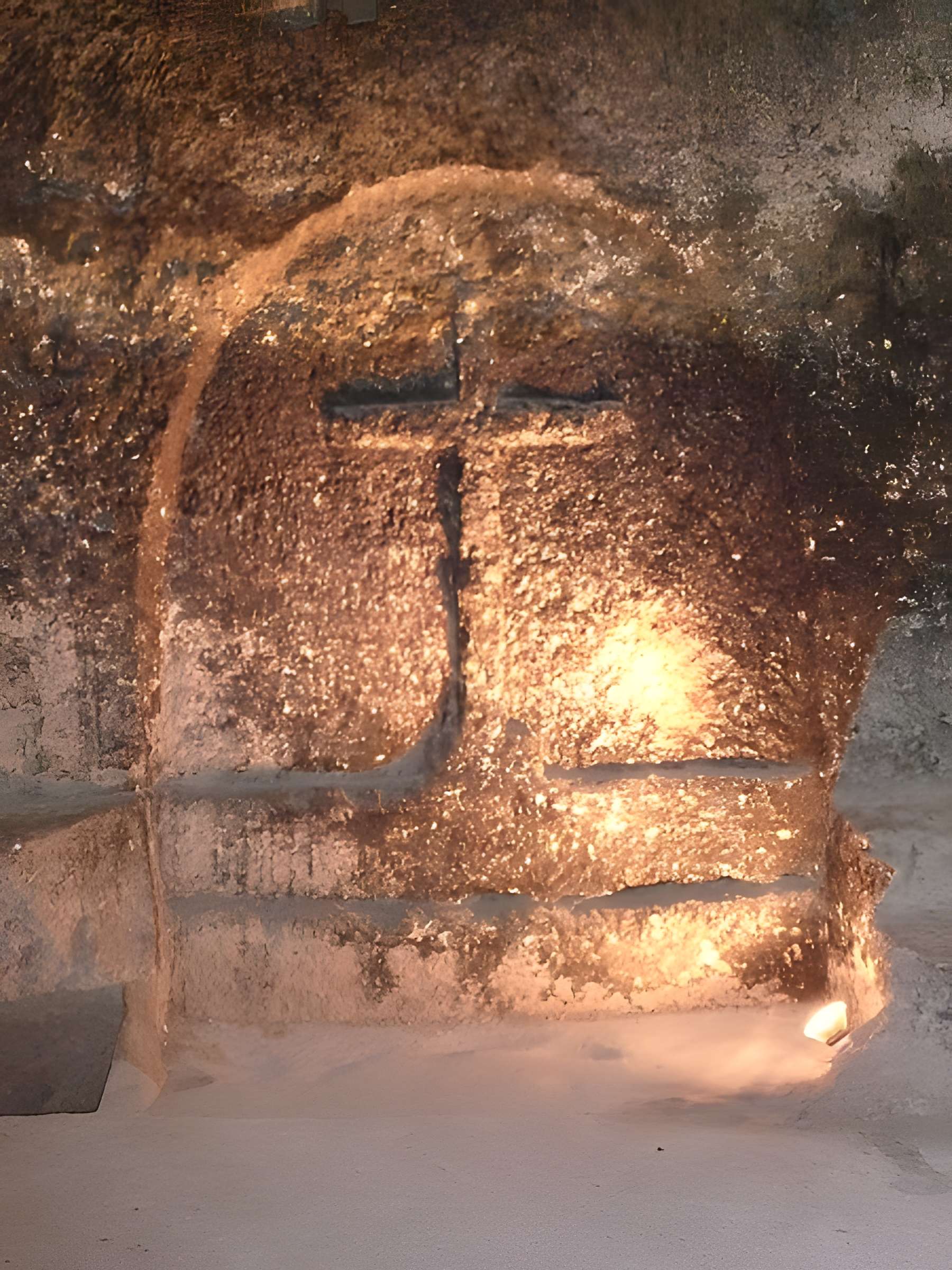 Église monolithe Saint-Jean d'Aubeterre-sur-Dronne