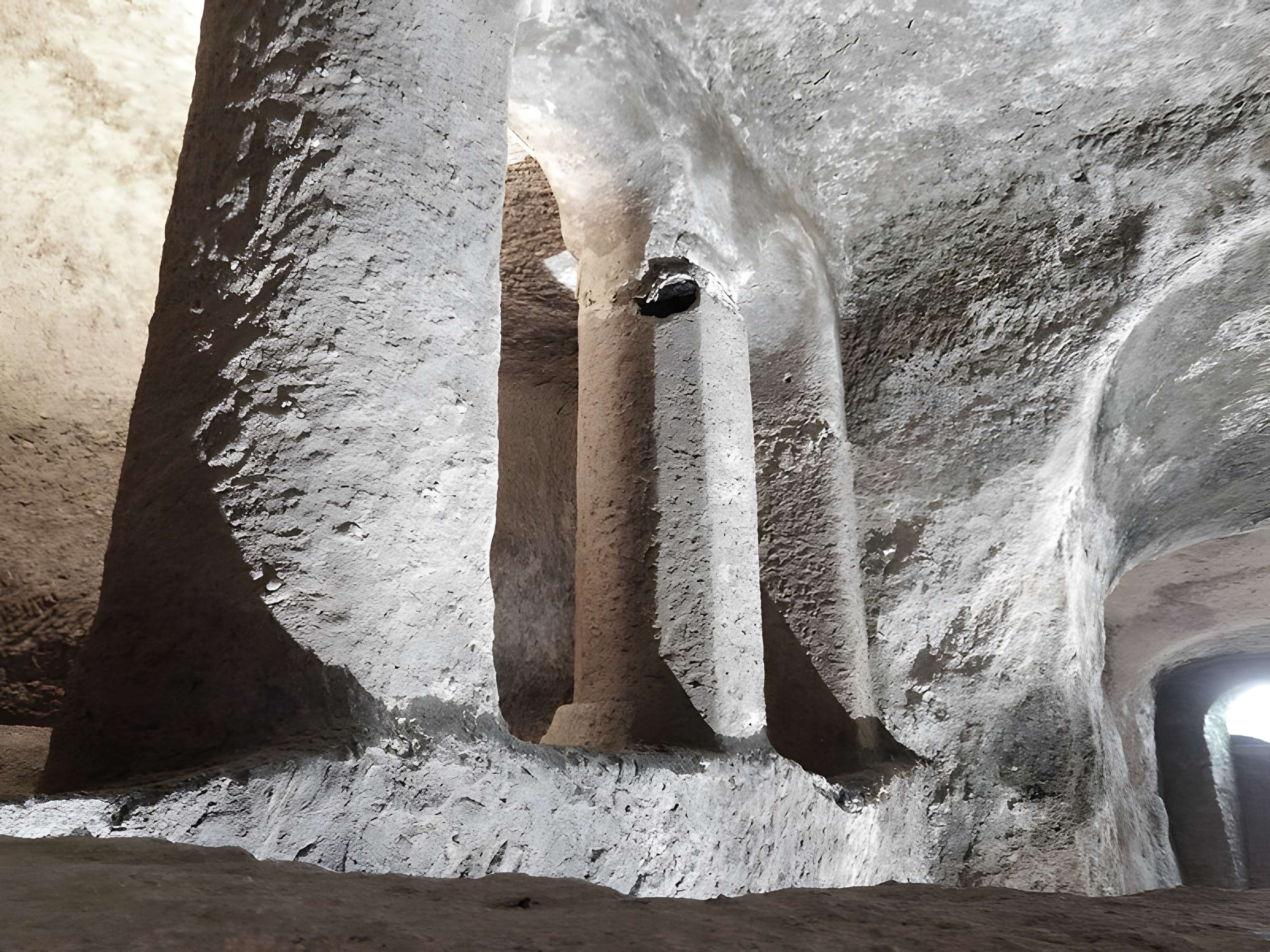 Église monolithe Saint-Jean d'Aubeterre-sur-Dronne