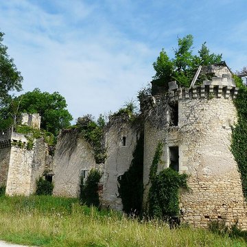 Vestiges du château de Marqueyssac à Saint-Pantaly-dAns