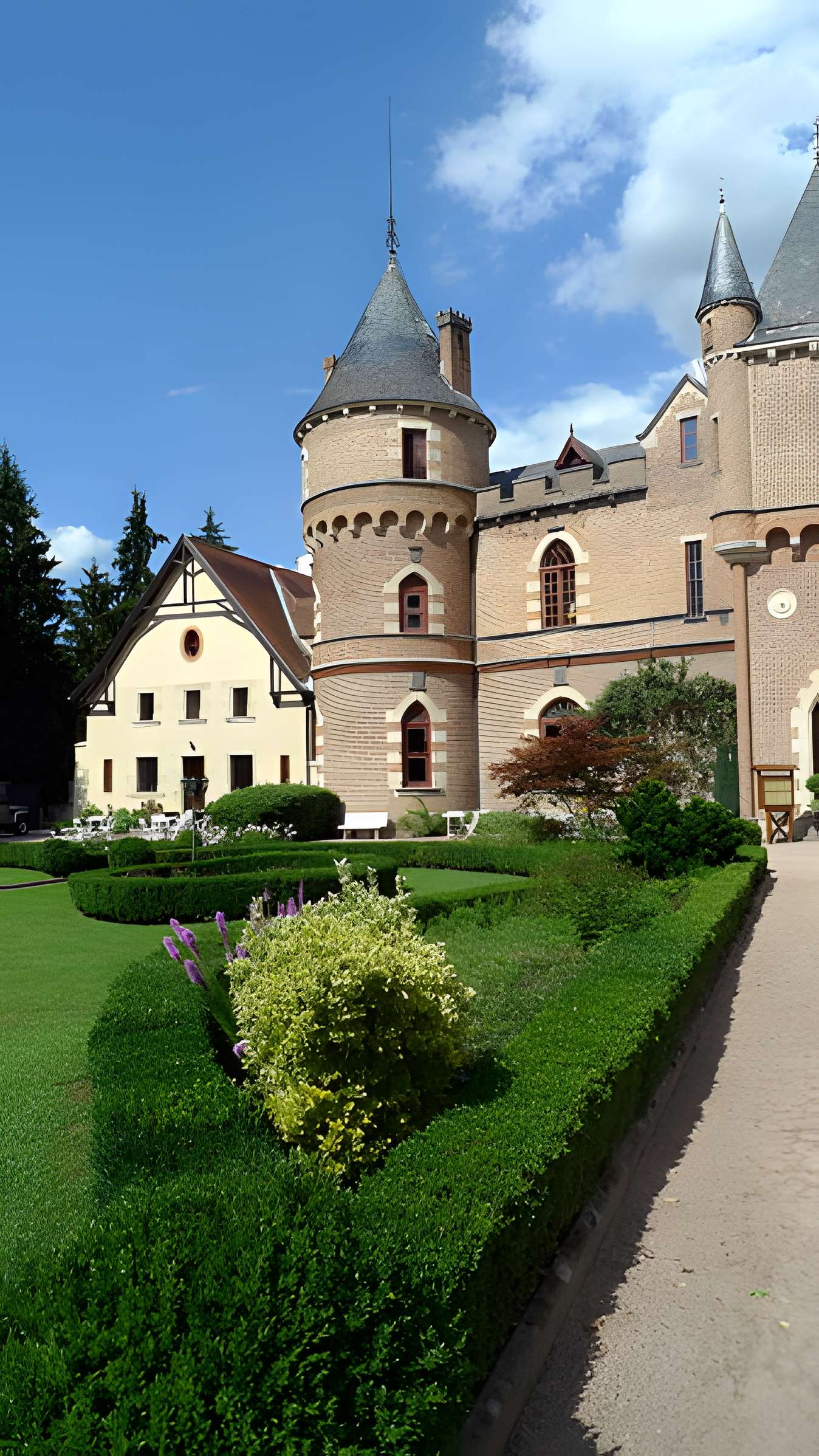 Château de Maulmont
