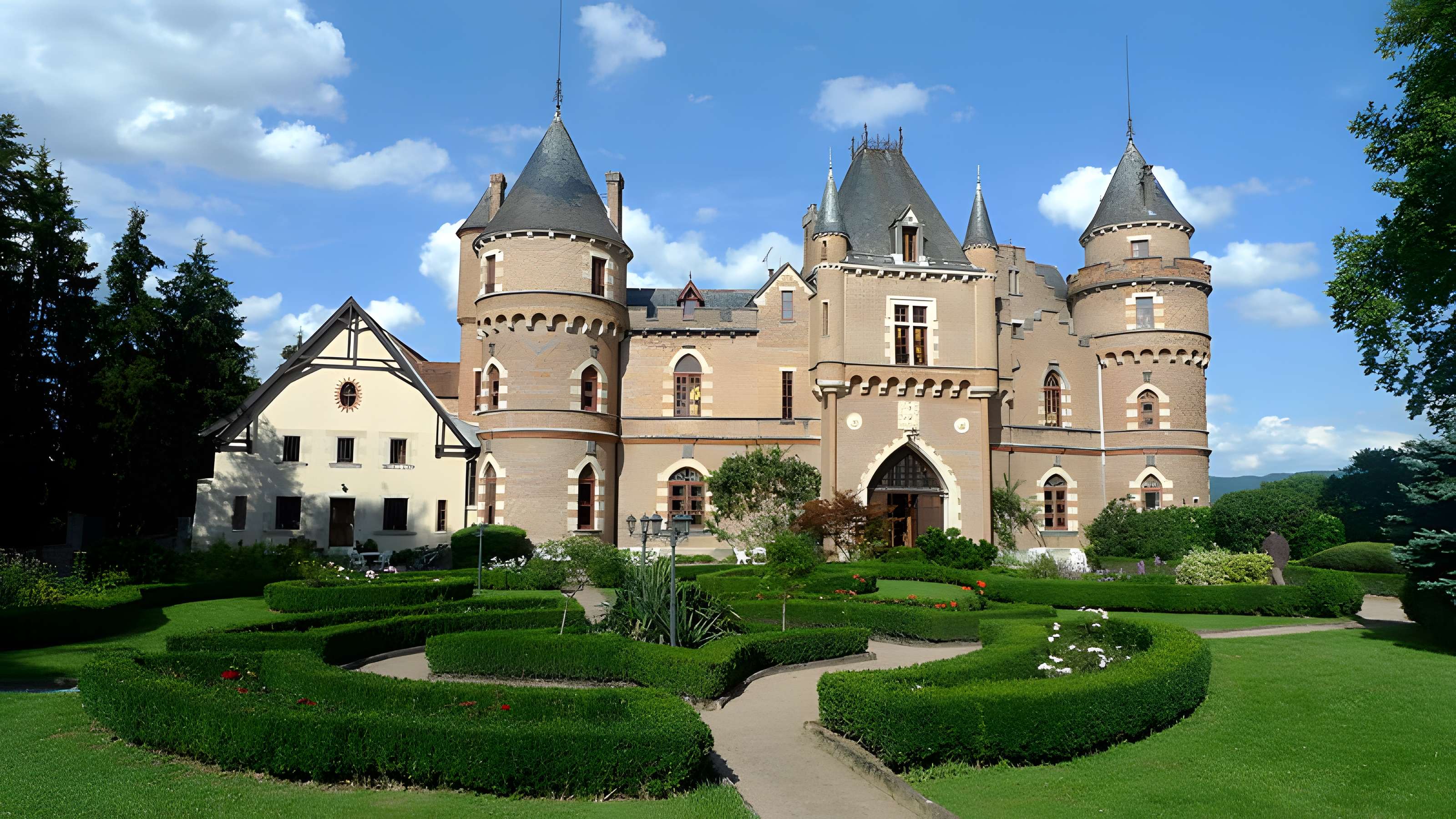 Château de Maulmont
