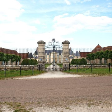 Château de Menou