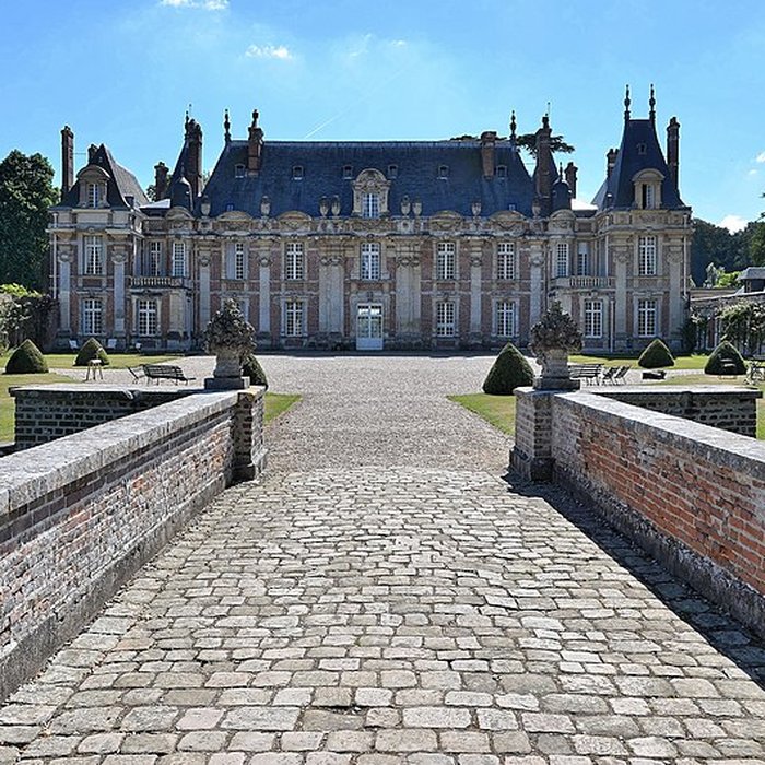 Photo de Château de Miromesnil également sur commune de Saint-Aubin-sur-Scie