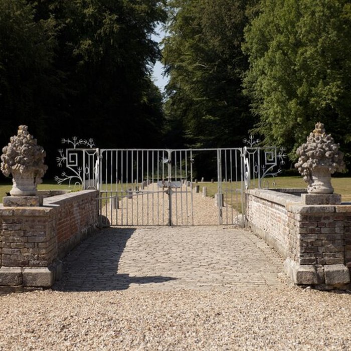 Photo de Château de Miromesnil également sur commune de Saint-Aubin-sur-Scie