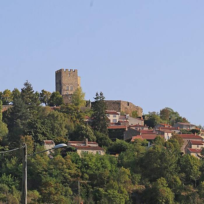 Photo de Château de Montaigut-le-Blanc dans le Puy-de-Dôme