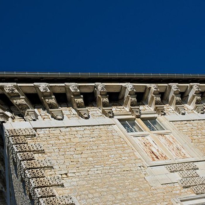 Photo de Château de Montbras