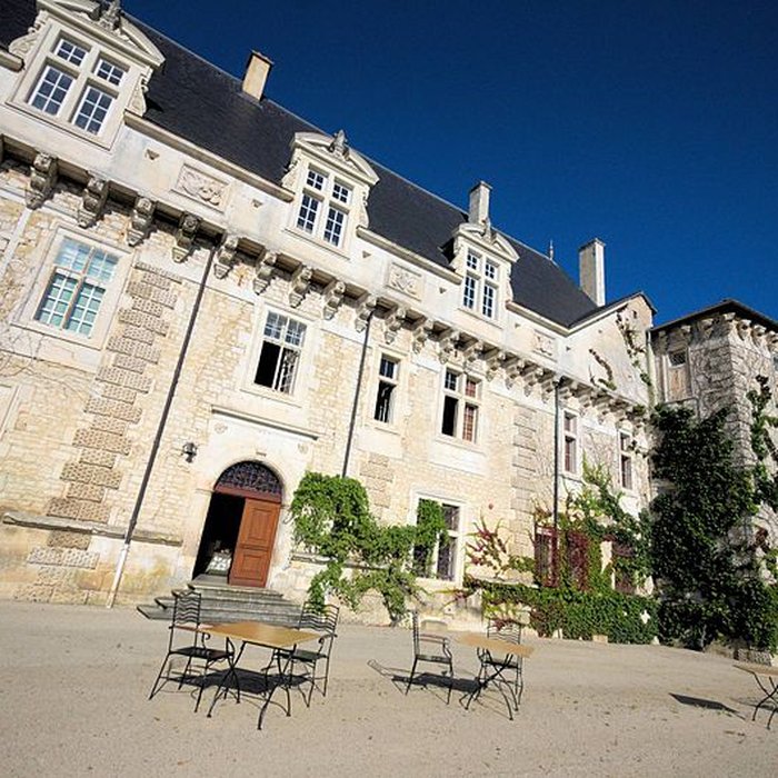Photo de Château de Montbras