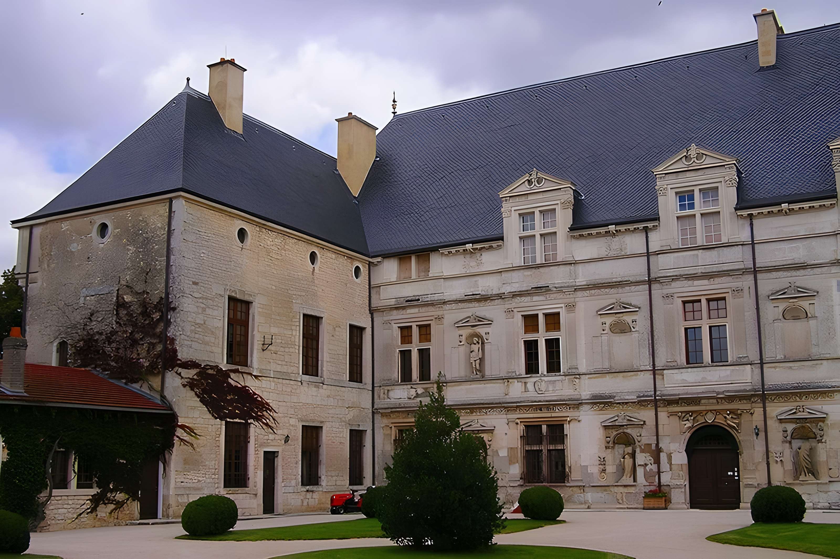 Château de Montbras 