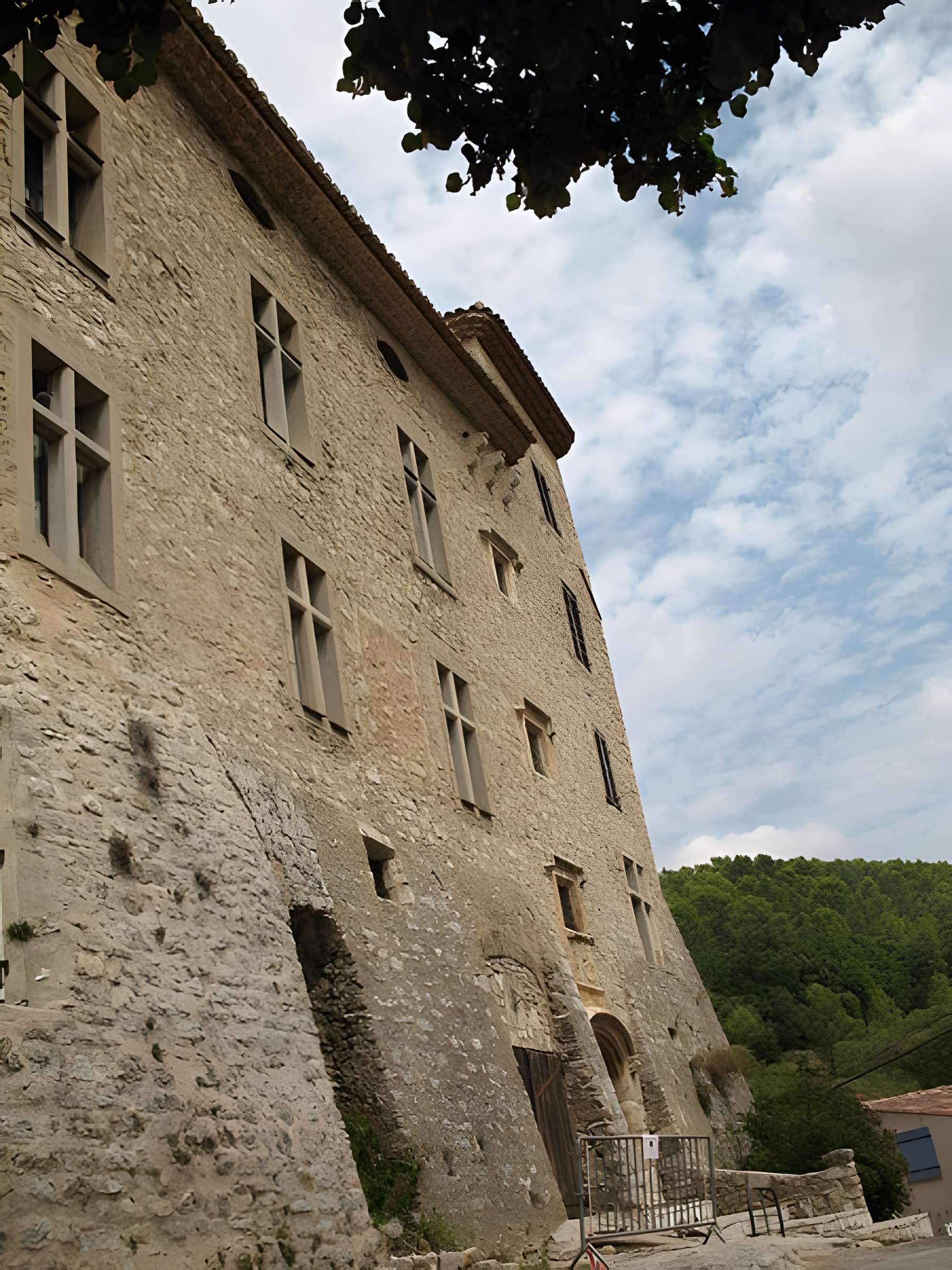 Château de Montfort-sur-Argens