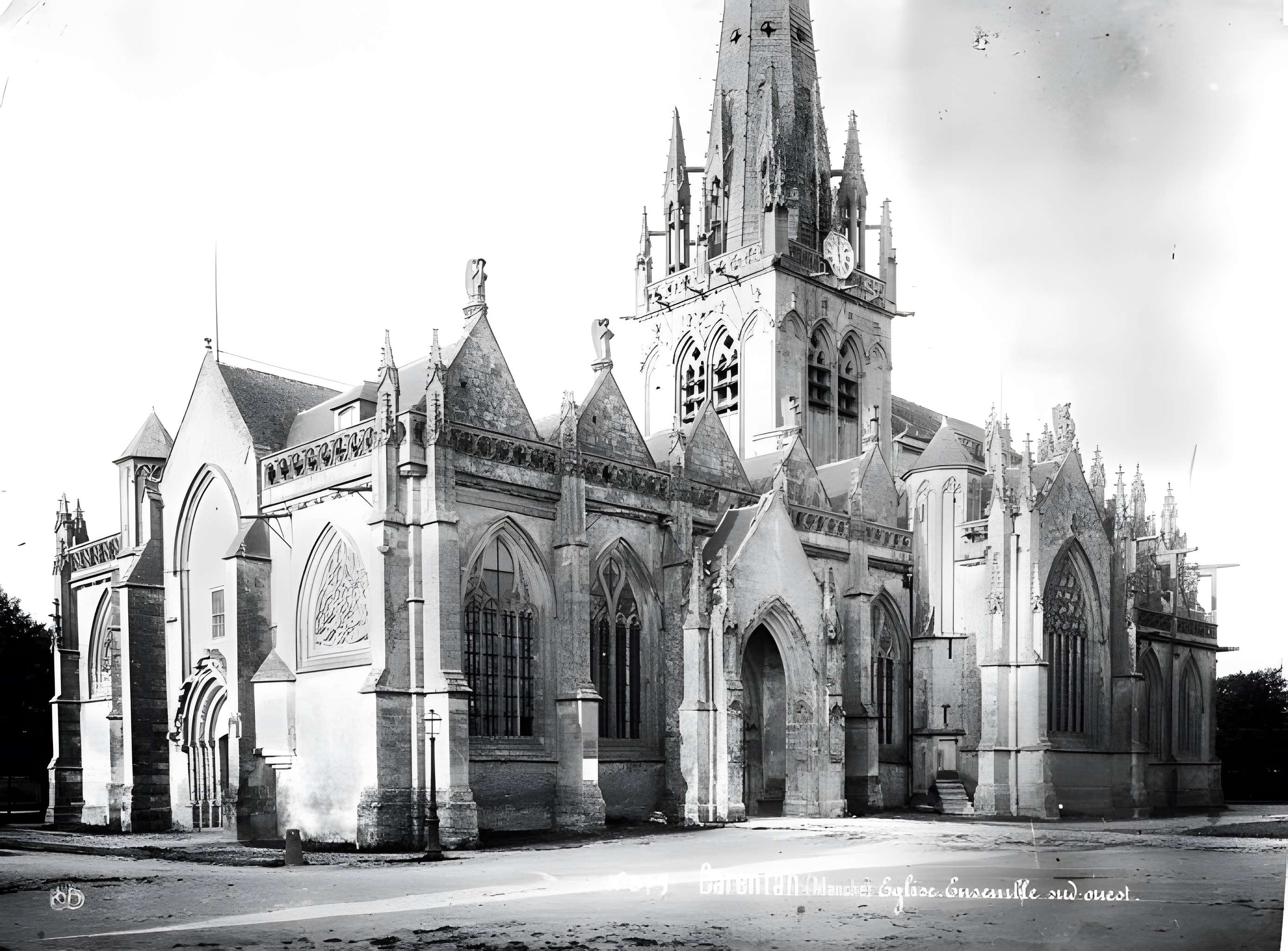 Église Notre-Dame de Carentan